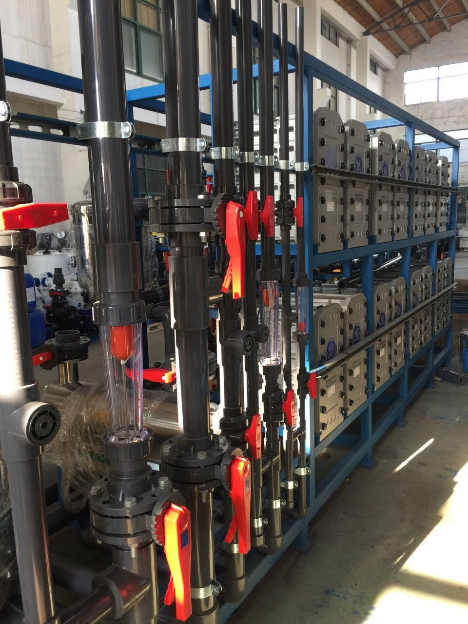 超純水處理系統(tǒng) 超純水處理系統(tǒng)